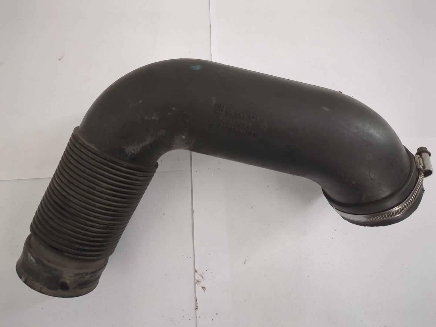 Патрубок воздушного фильтра