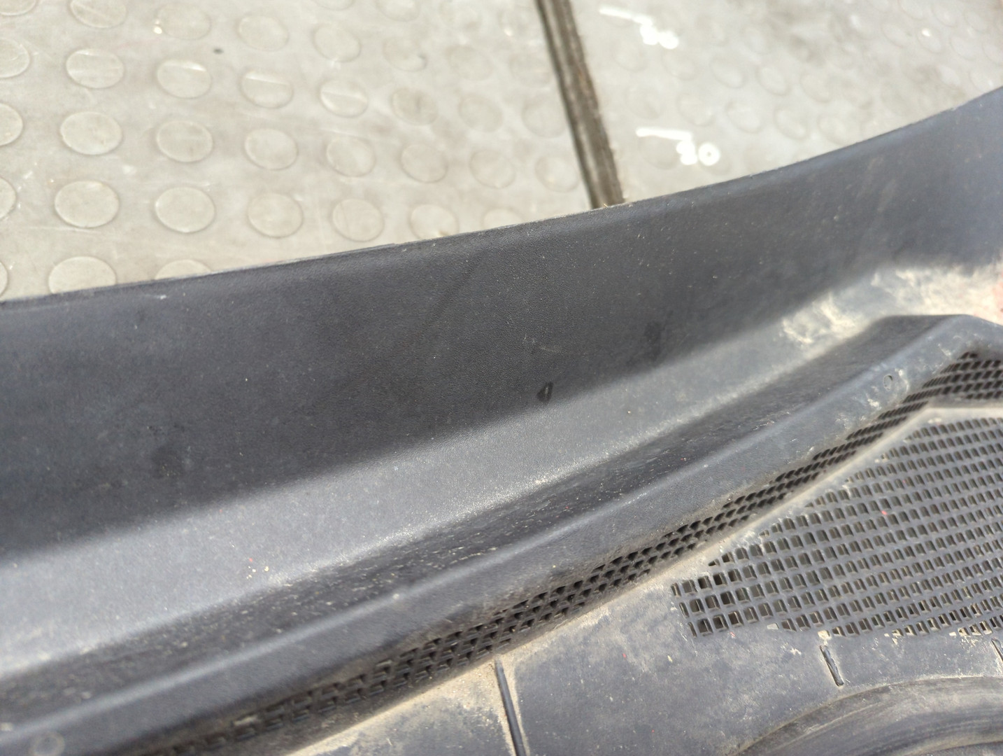 Решетка стеклоочистителей (Жабо)