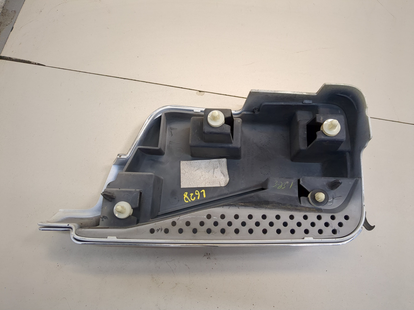 Накладка (кузов наружные)