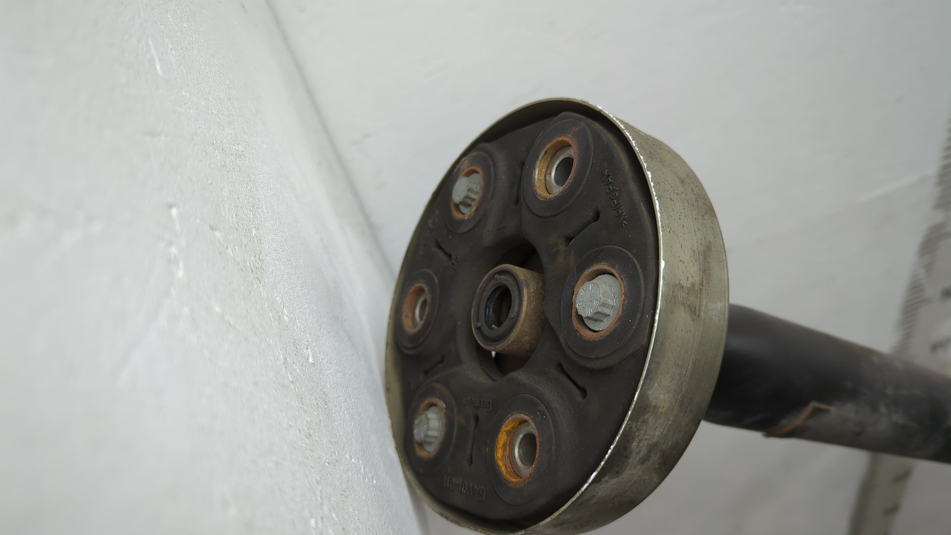 Вал карданный задний