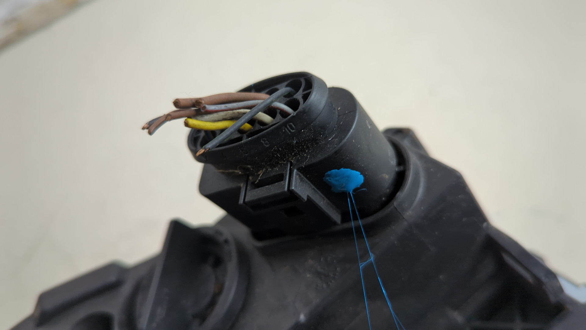 Фара правая