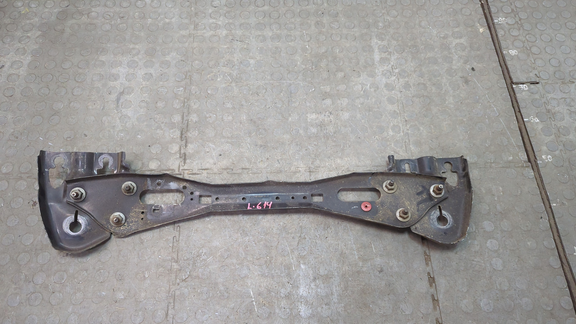 Кронштейн (п.п.к.)