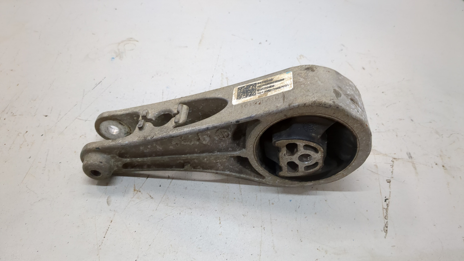 Опора двигателя