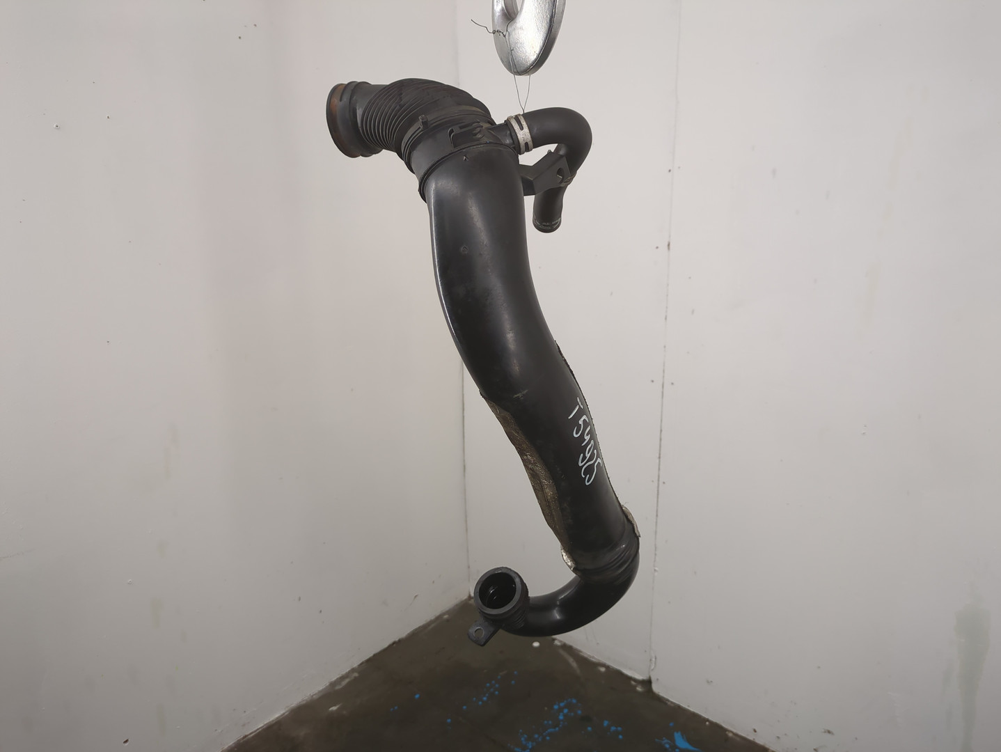 Патрубок воздушного фильтра