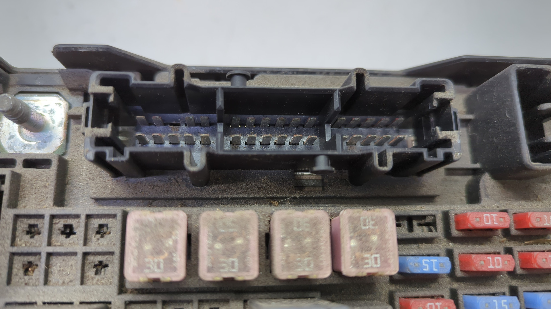 Блок предохранителей