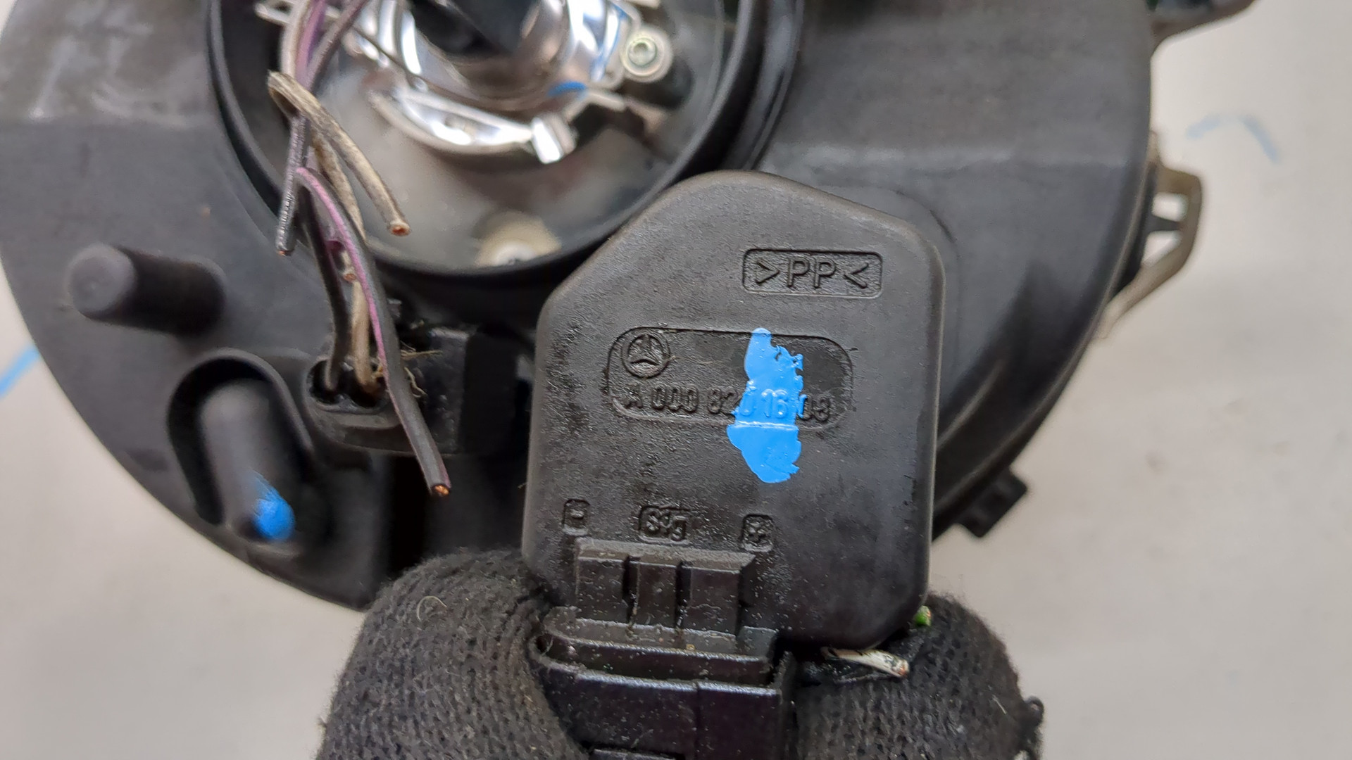 Фара правая