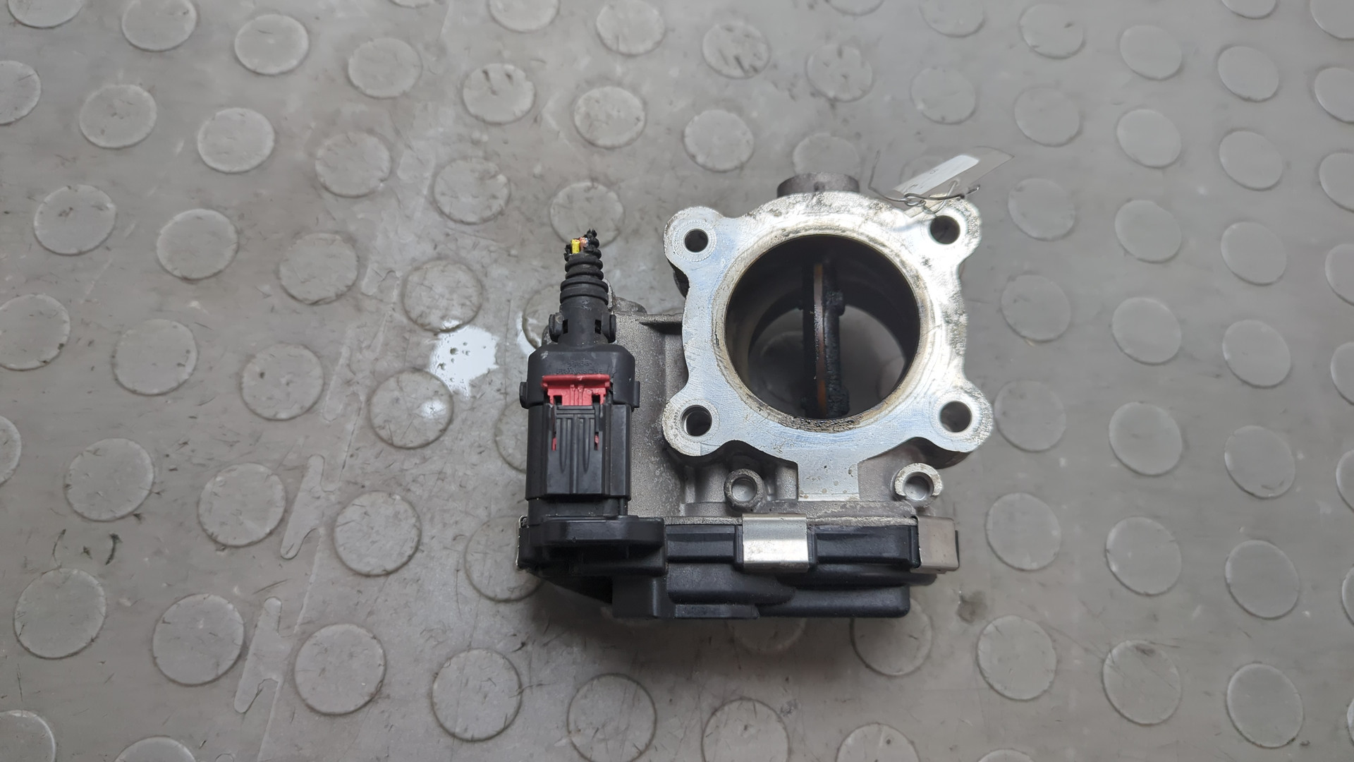 Заслонка дроссельная электрическая