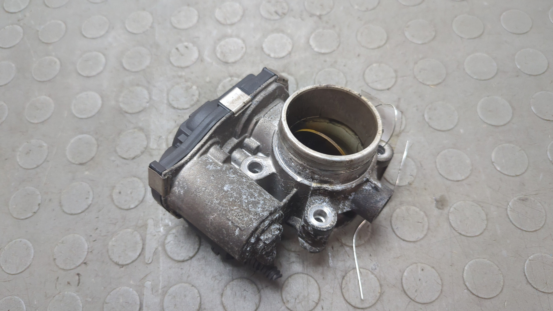 Заслонка дроссельная электрическая