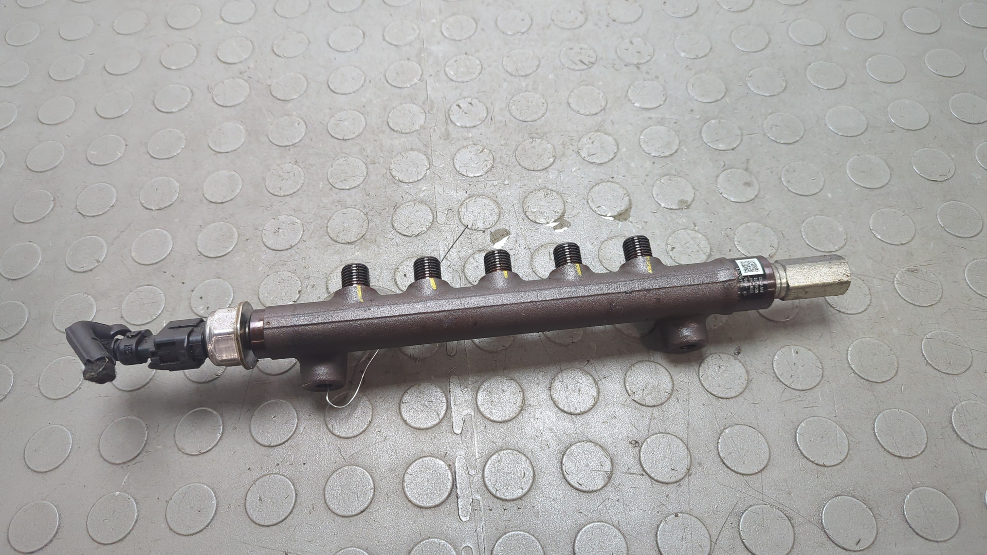 Рейка топливная (рампа)