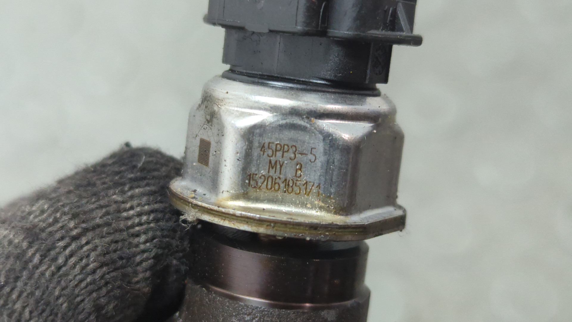 Рейка топливная (рампа)