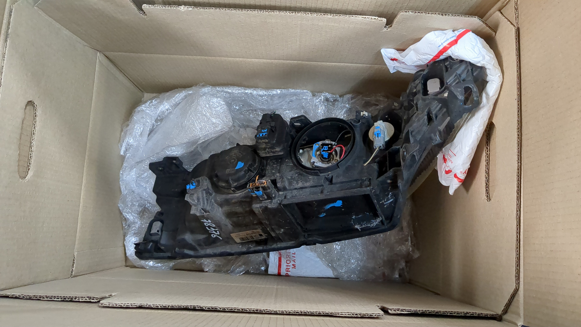 Фара правая