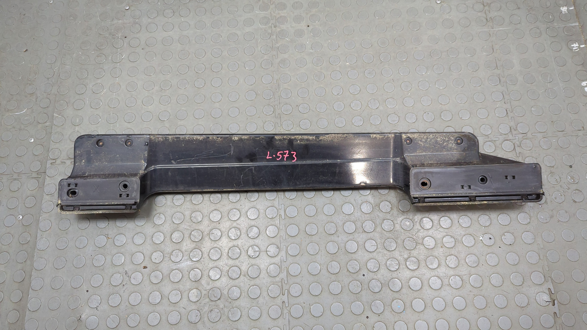 Рейлинг (релинг) правый (планка на крышу)