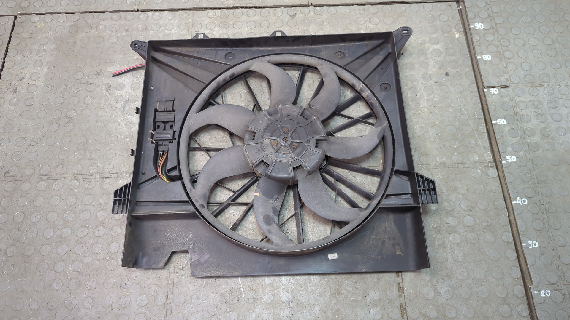 Вентилятор радиатора