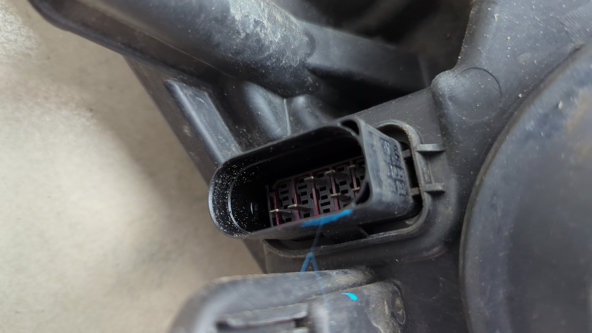 Фара правая