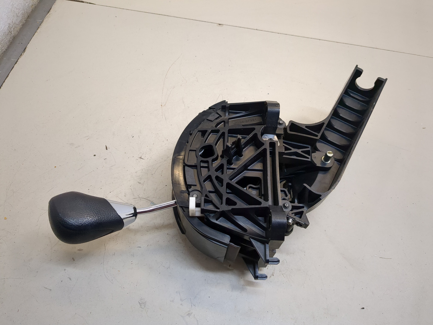 Кулиса МКПП / АКПП