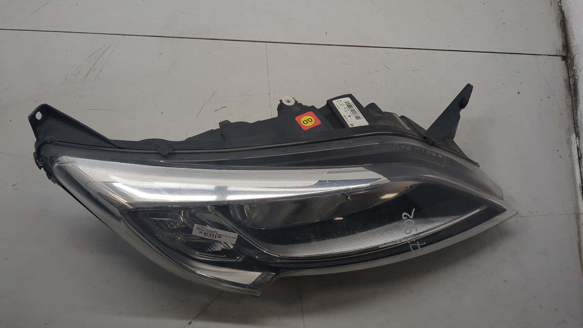 Фара правая