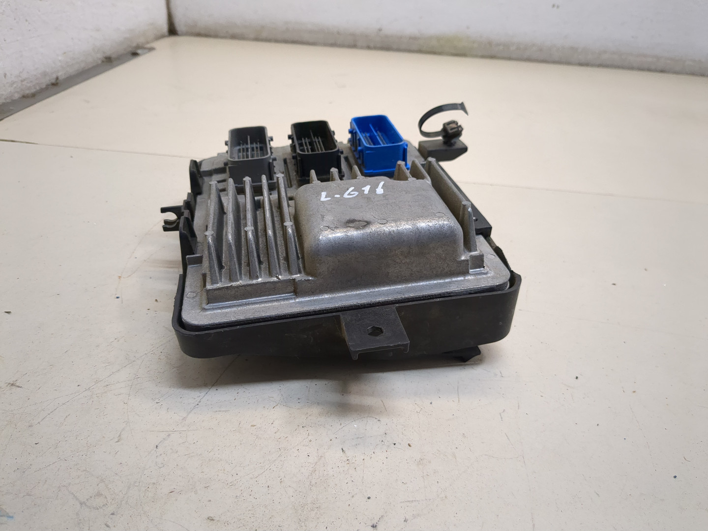 Блок управления двигателем