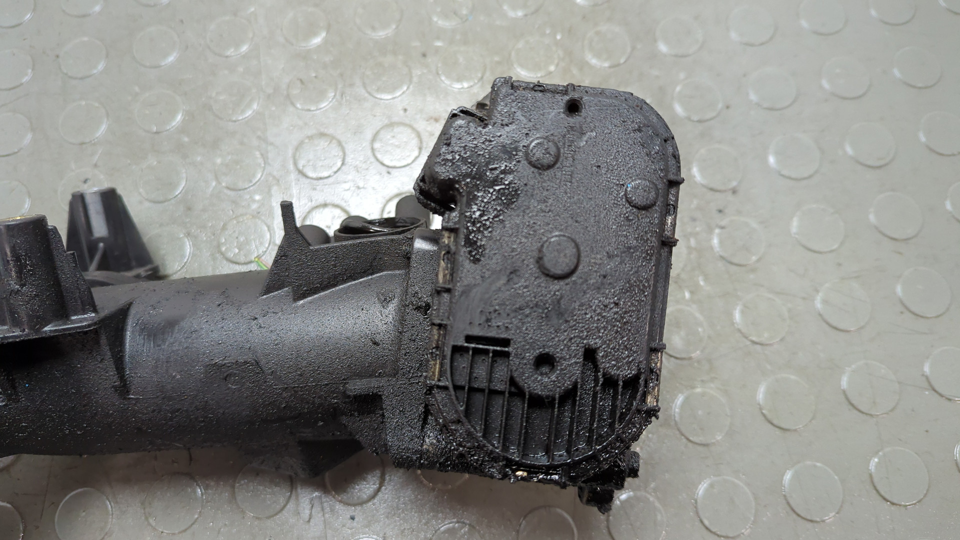 Заслонка дроссельная электрическая