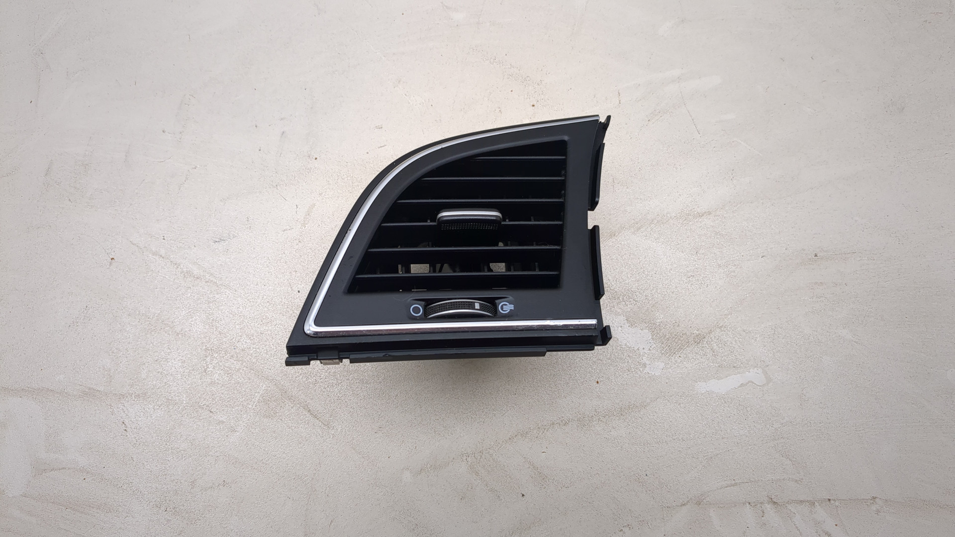 Дефлектор воздушный