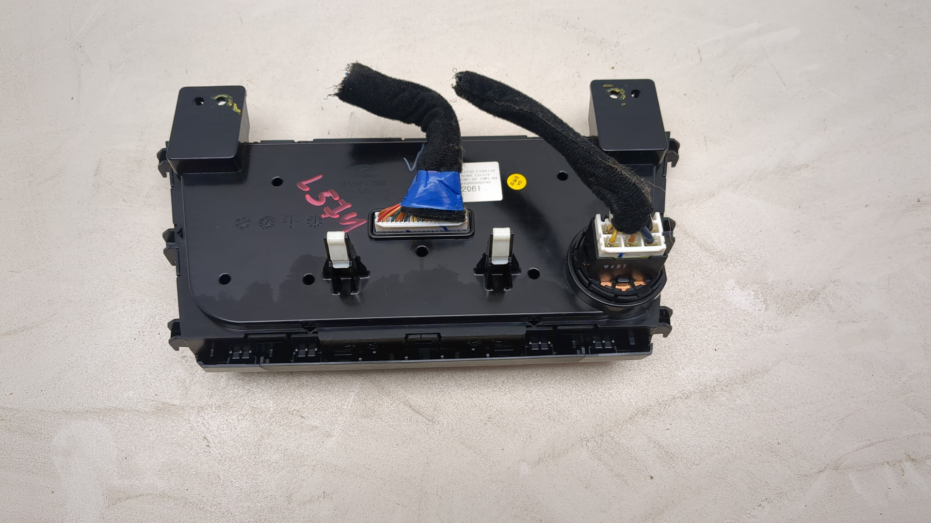 Переключатель отопителя