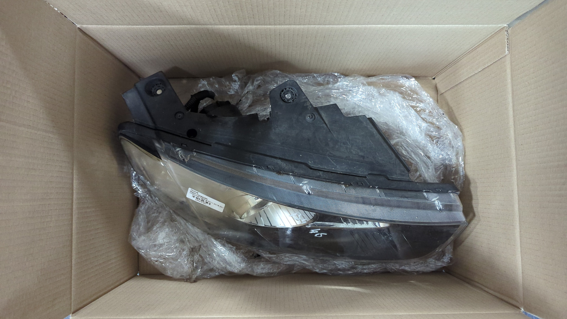 Фара правая