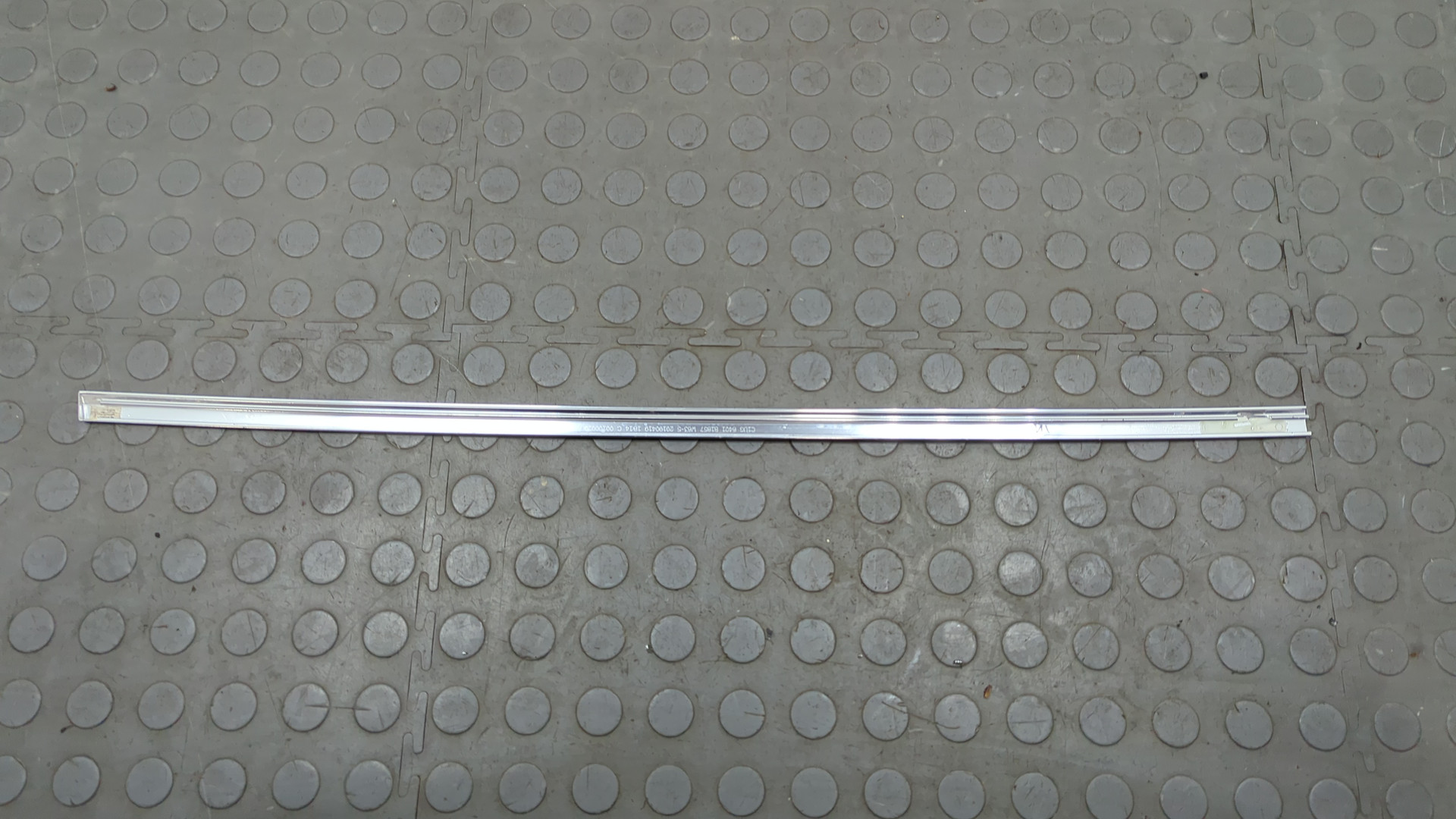 Молдинг заднего стекла