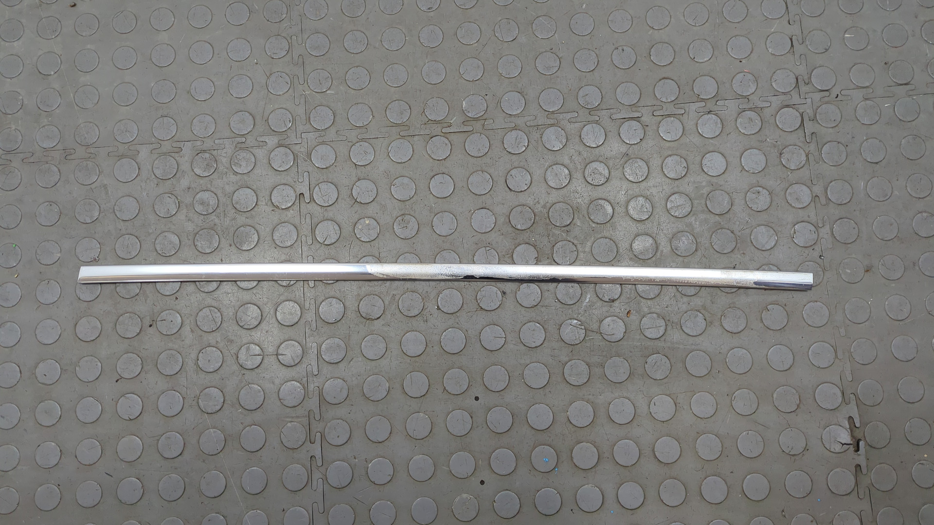 Молдинг заднего стекла