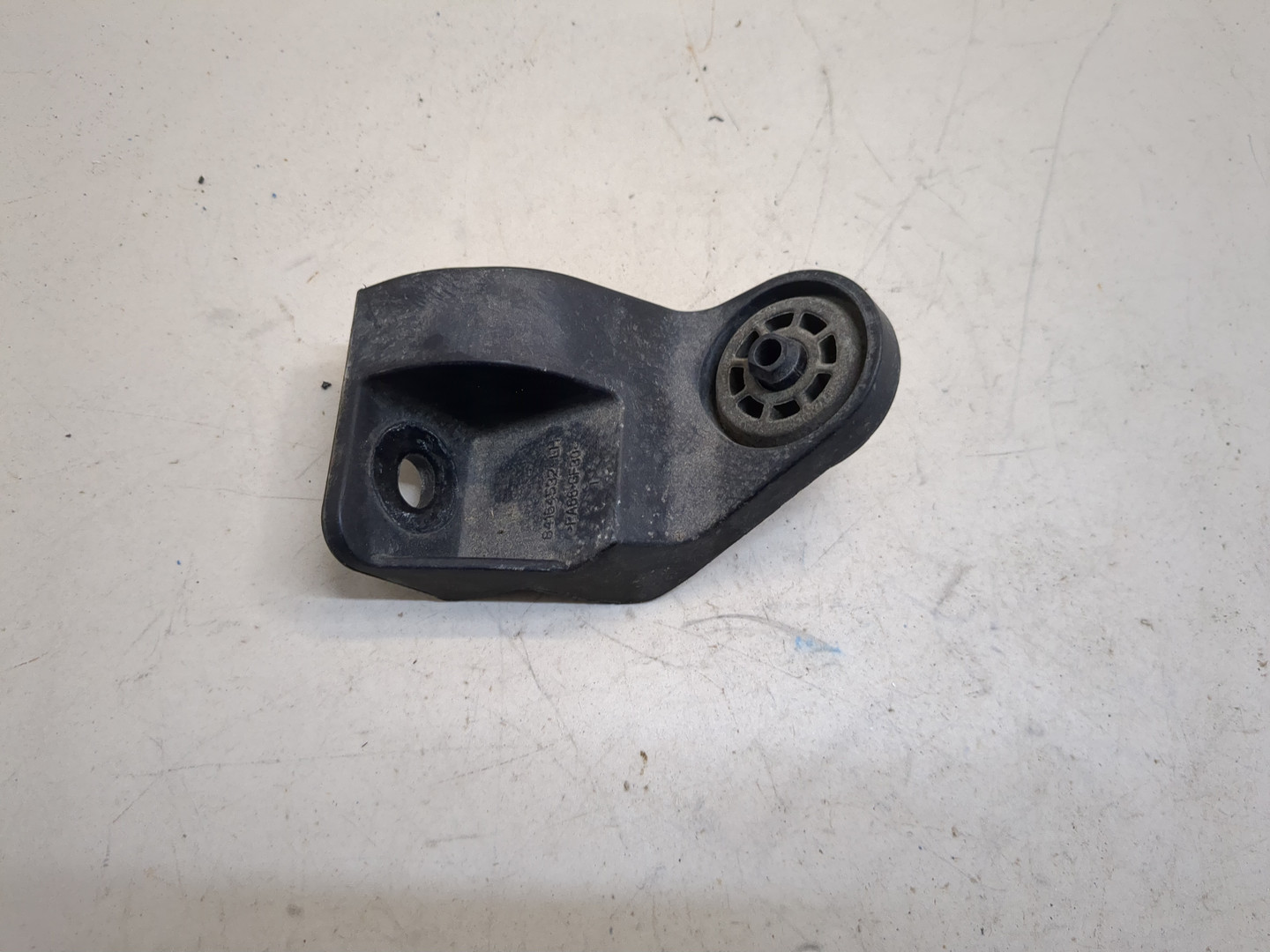 Кронштейн радиатора