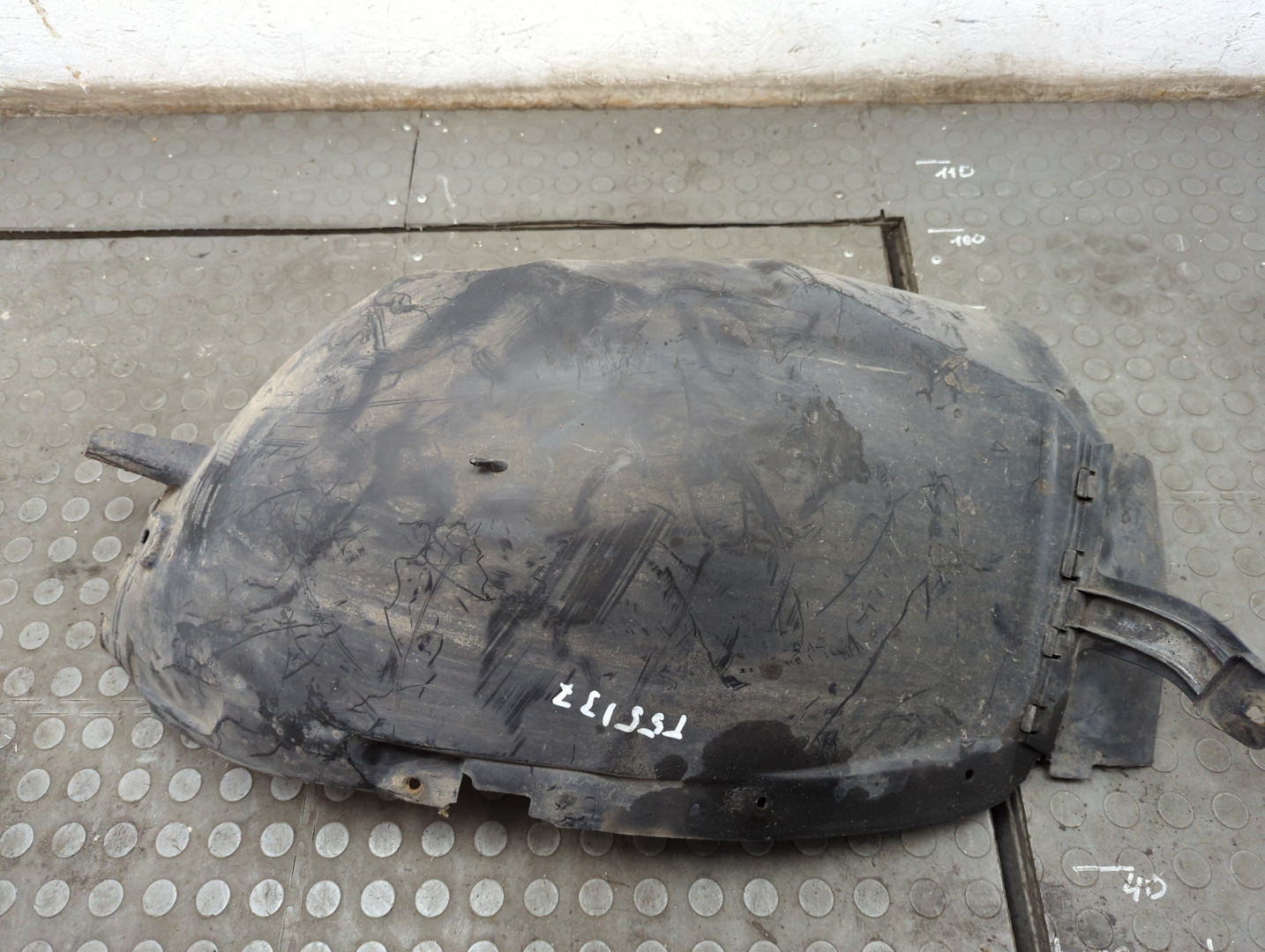 Локер передний правый