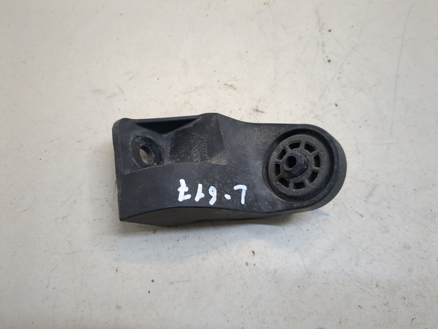 Кронштейн радиатора