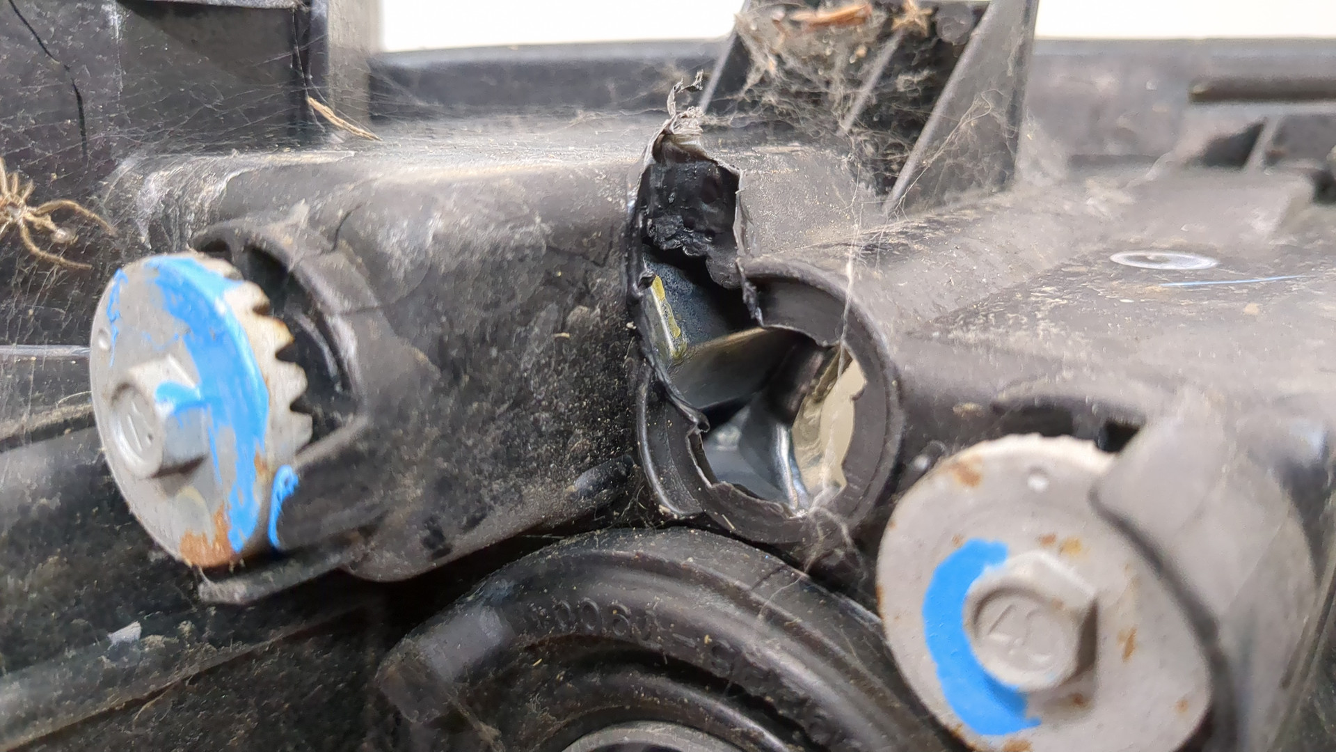 Фара правая