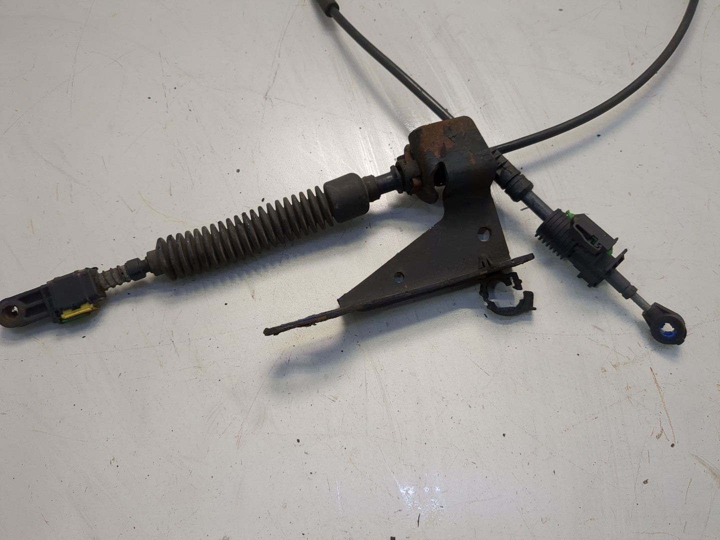 Трос КПП (выбора/переключения передач)