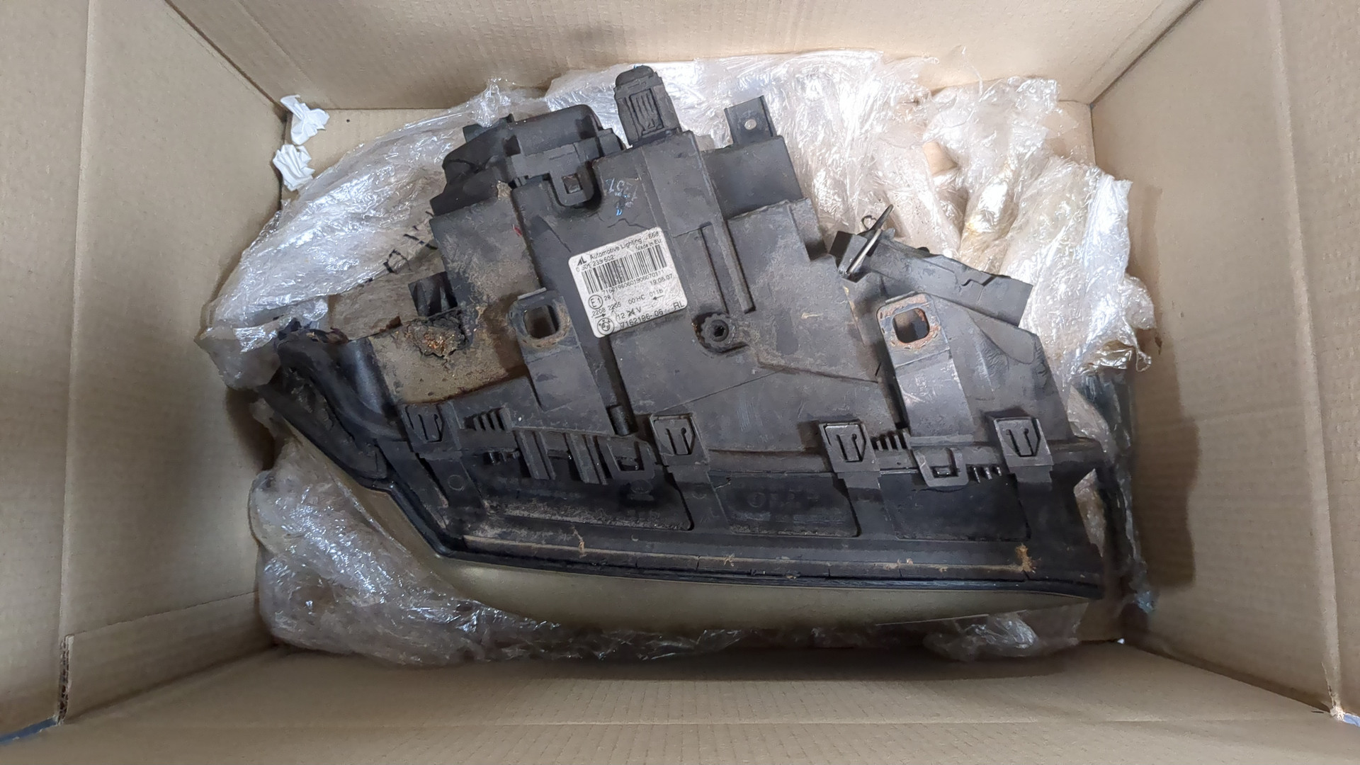 Фара правая