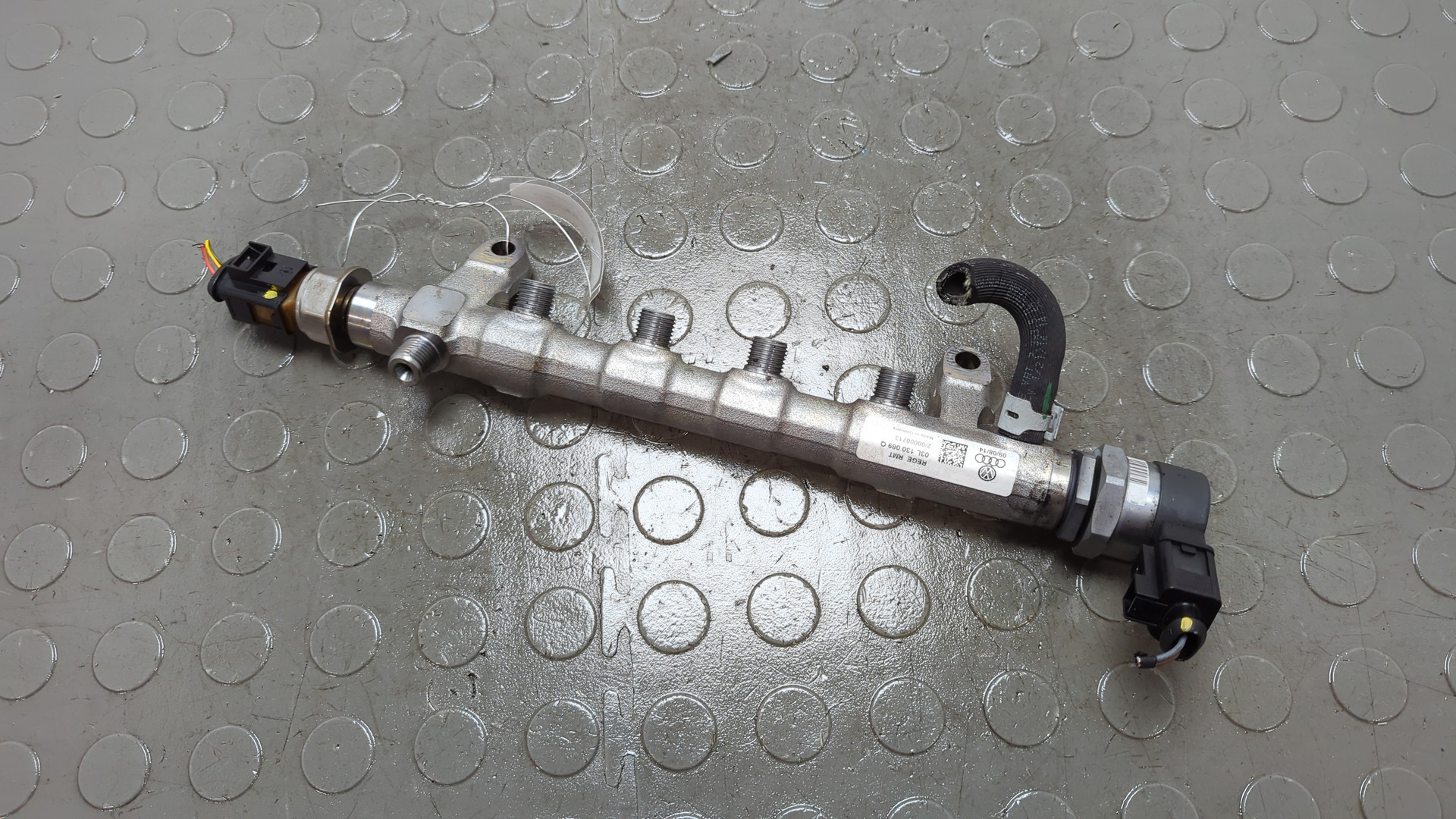 Рейка топливная (рампа)