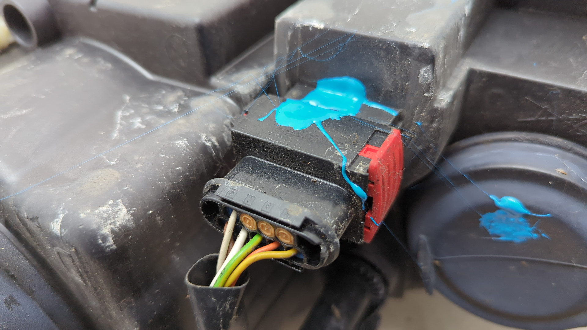 Фара правая