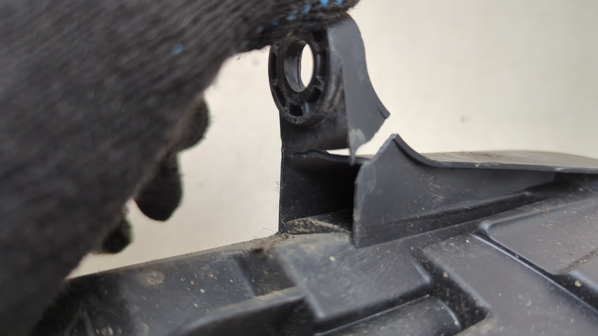 Фара правая