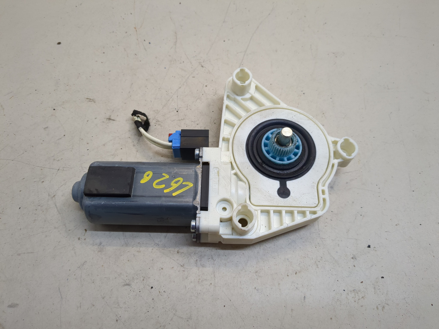 Моторчик стеклоподъемника