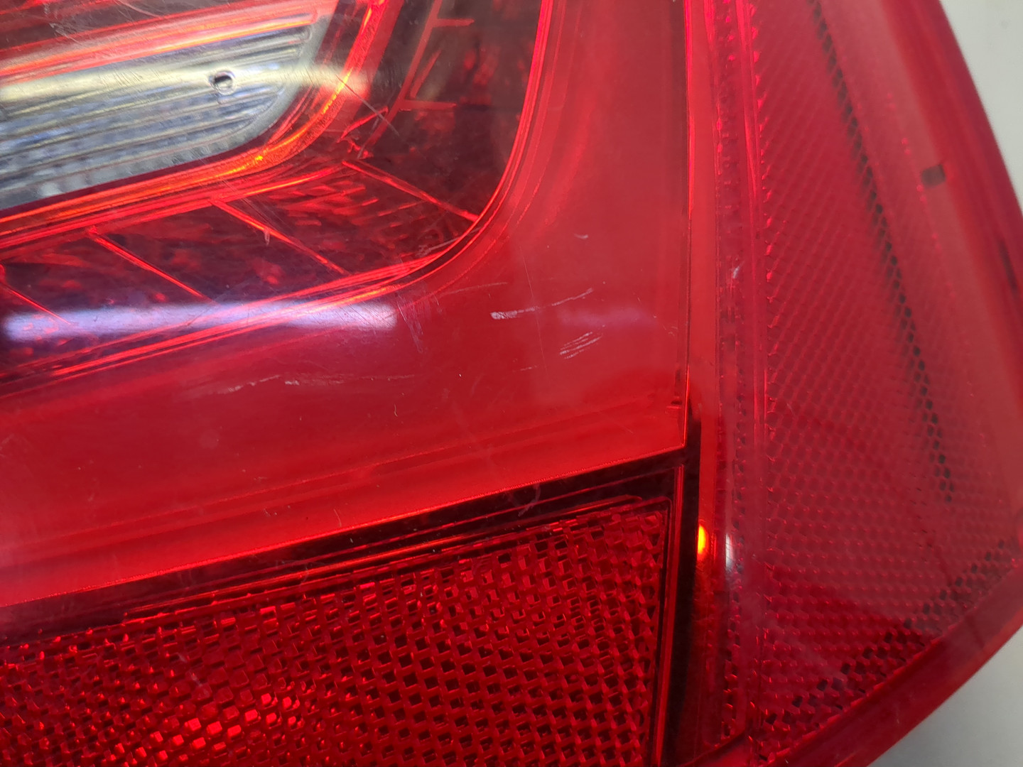 Фонарь задний правый