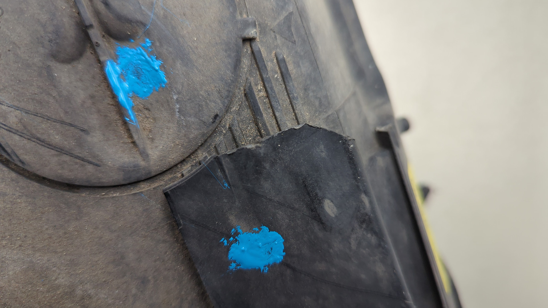 Фара правая