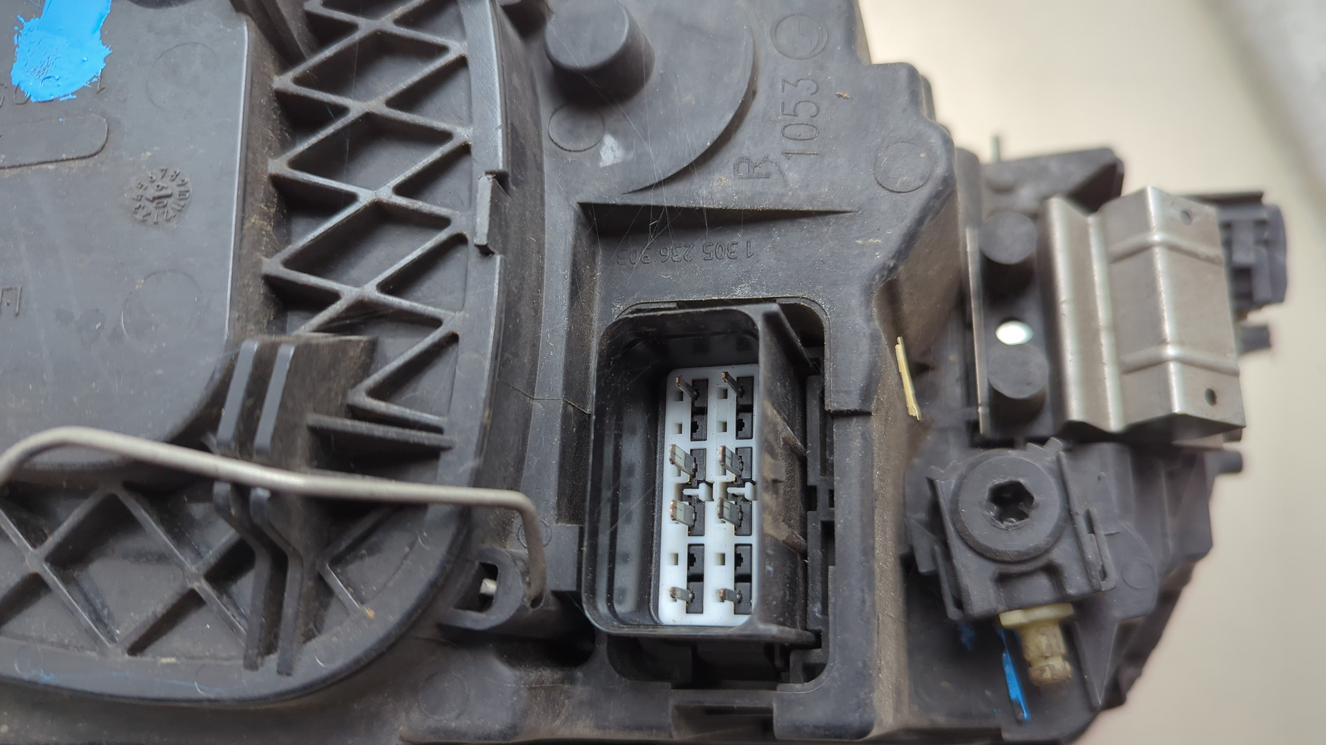 Фара правая