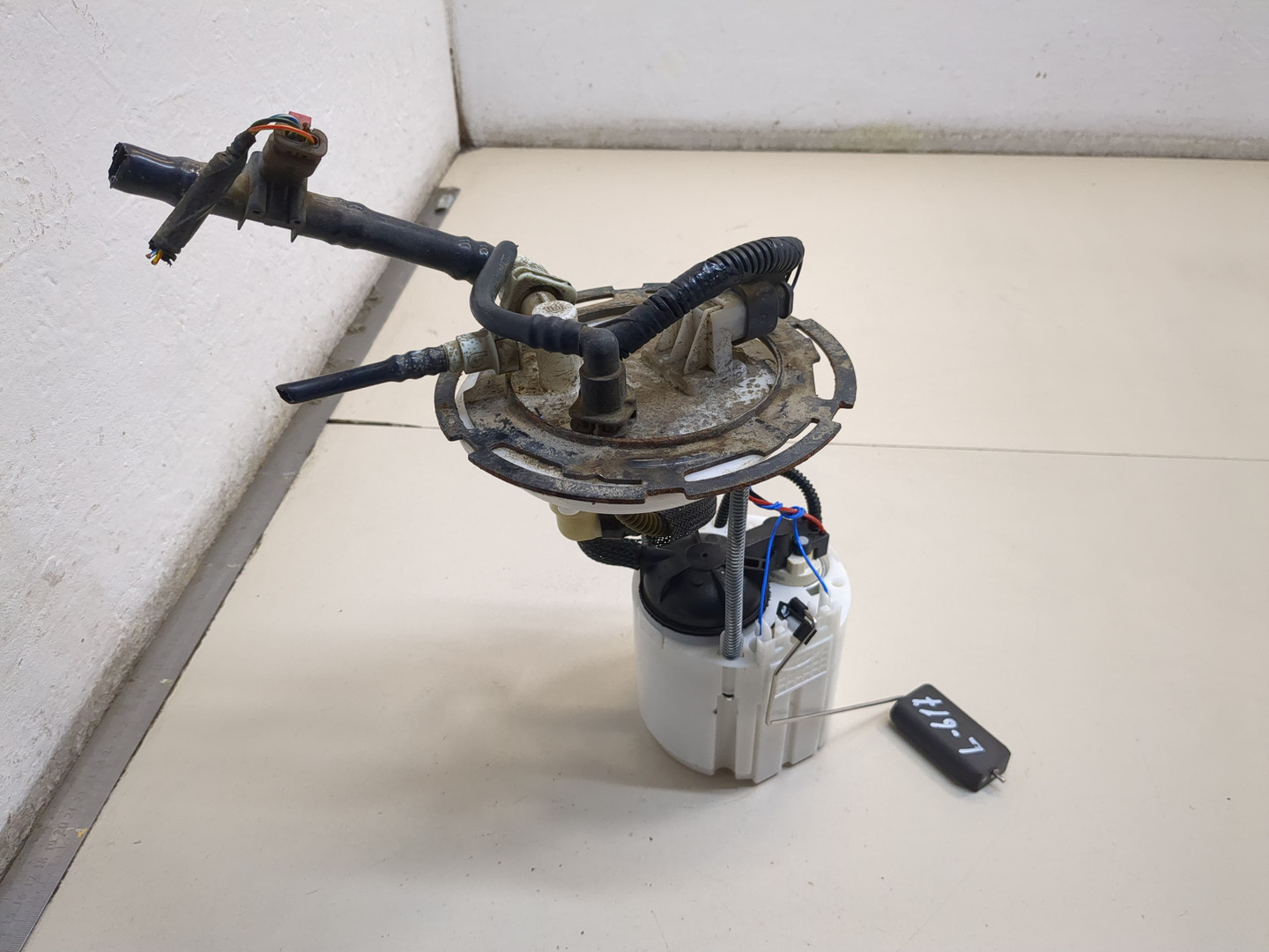 Насос топливный электрический