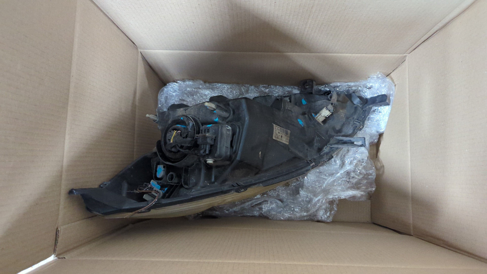 Фара правая