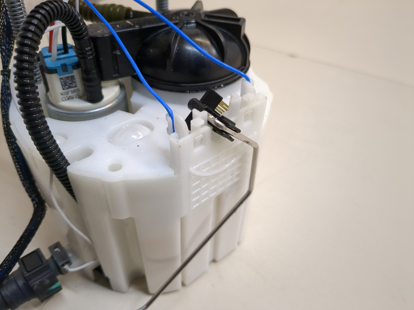 Насос топливный электрический