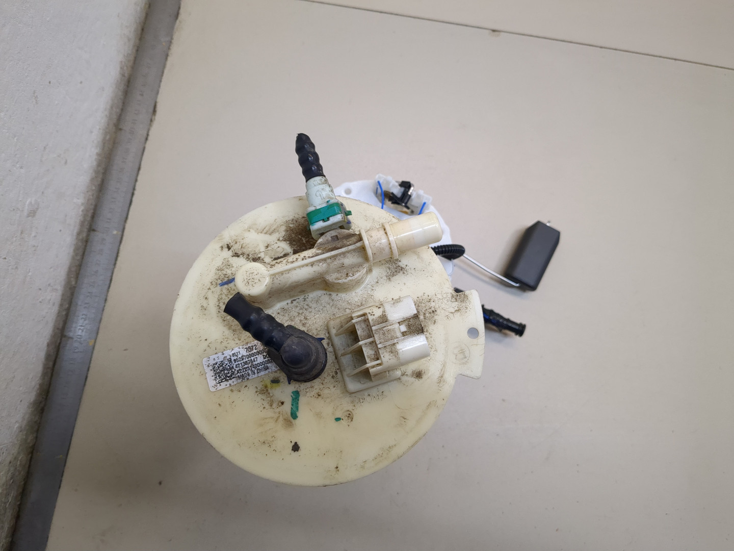 Насос топливный электрический