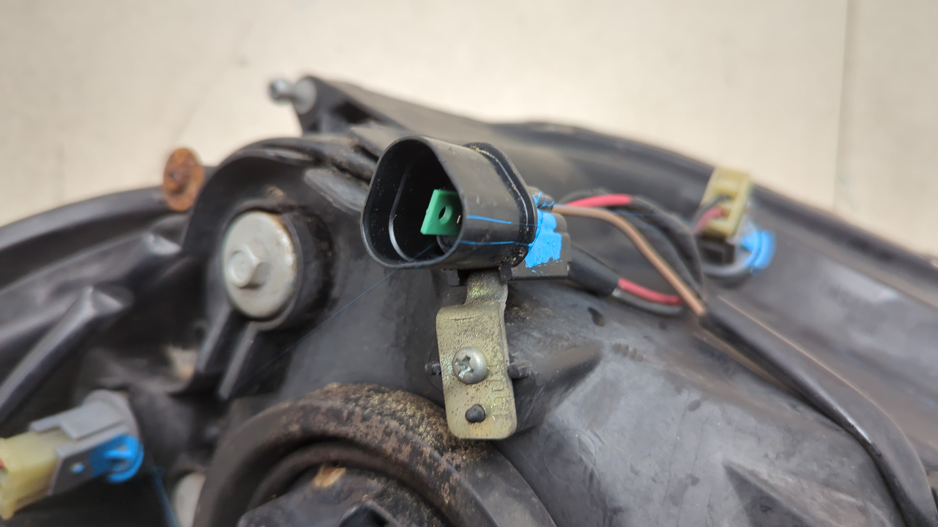 Фара правая