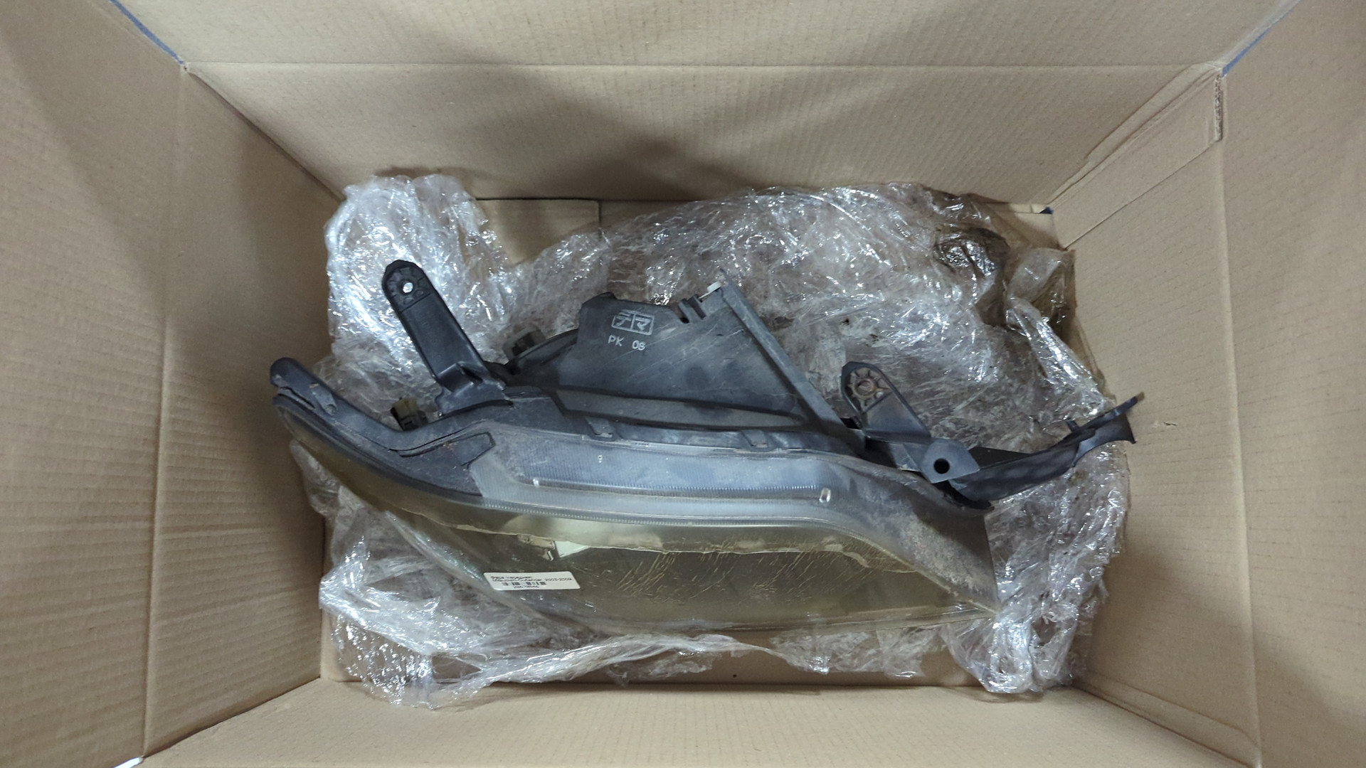 Фара правая