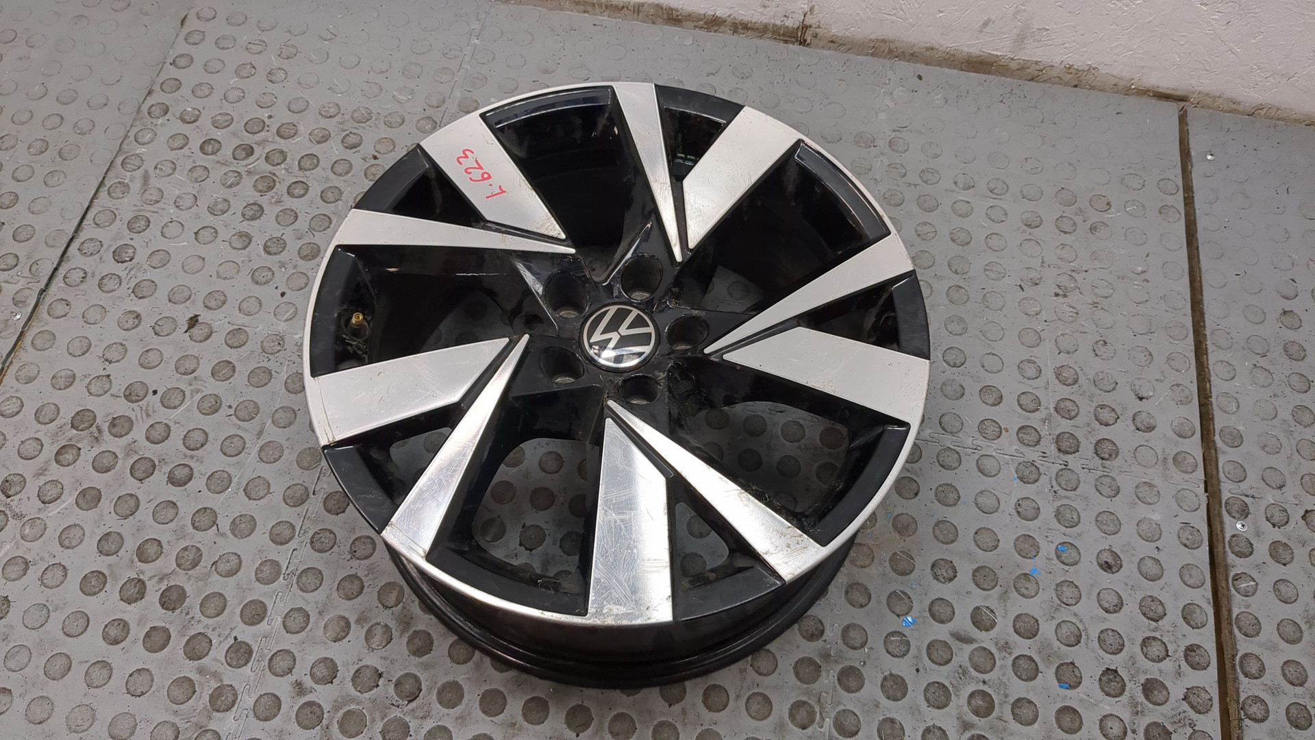 Диск колесный литой легкий сплав