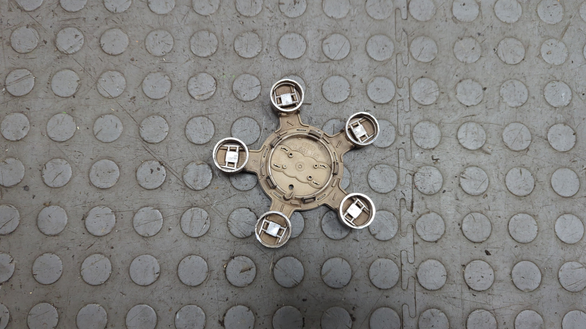 Колпак декоративный