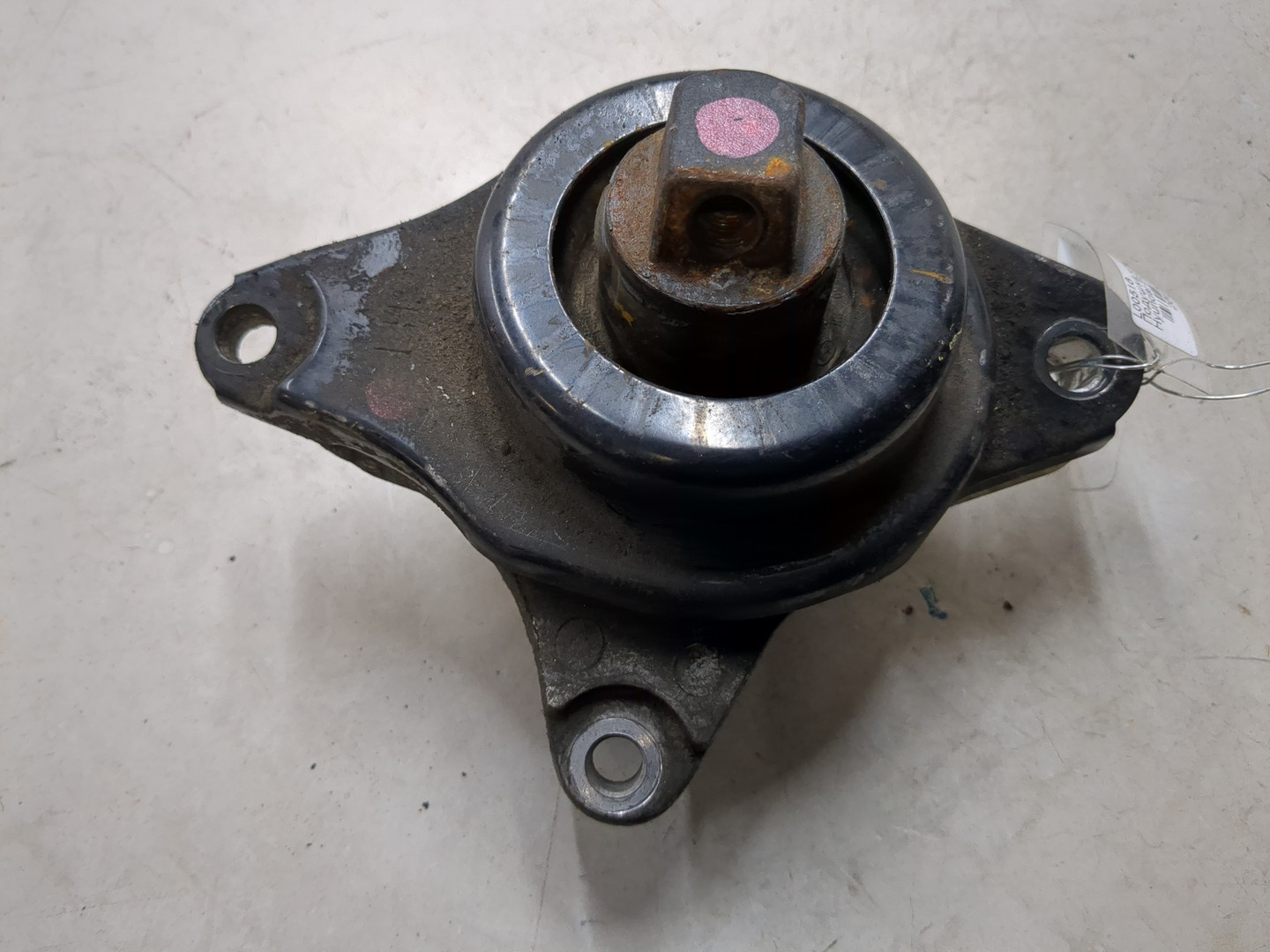 Опора двигателя