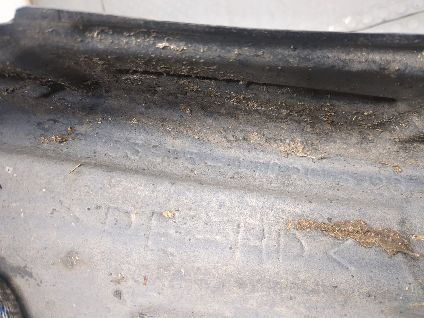 Локер передний правый